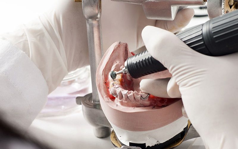 Dental-Lab.jpg